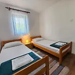 Auf Zwei Etagen Mit Terrasse Und Balkon By Interhome Apartment *