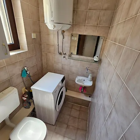 Auf Zwei Etagen Mit Terrasse Und Balkon By Interhome