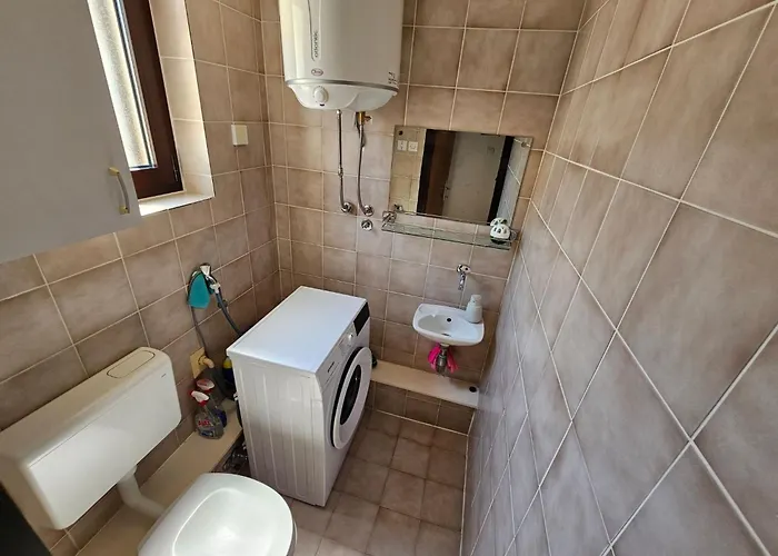 Auf Zwei Etagen Mit Terrasse Und Balkon By Interhome