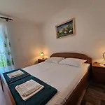 Apartament Auf Zwei Etagen Mit Terrasse Und Balkon By Interhome